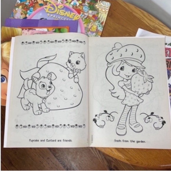 Book Bundle Princess Look Find Strawberry Shortcake Minnie Mouse Tinker Bell - Picture 8 of 16